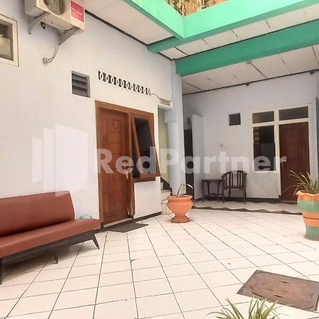 Hotel Palem 2 Syariah Malang Redpartner Esterno foto