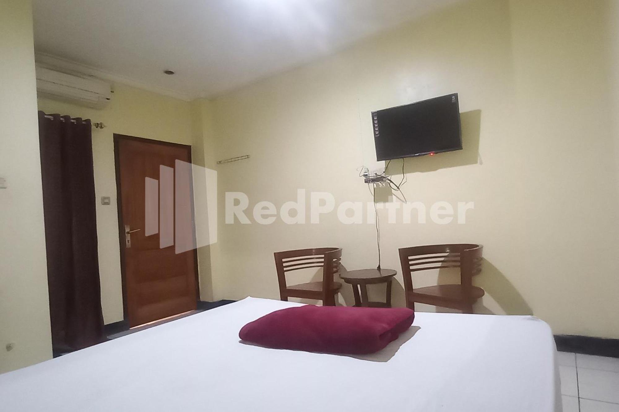 Hotel Palem 2 Syariah Malang Redpartner Esterno foto